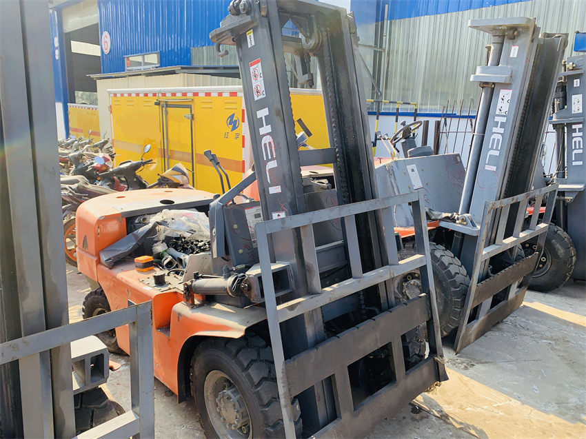 �ό����܇��U����